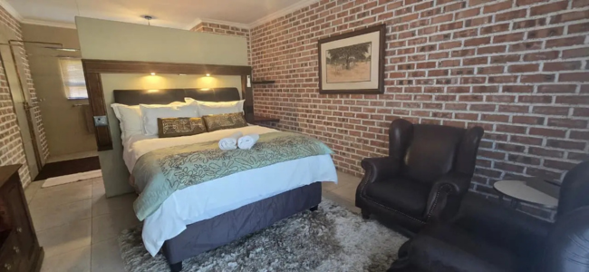 RIVERBEND ACCOMMODATION